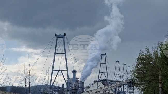 Кметът на Велико Търново поиска от министъра на околната среда и водите спешна проверка на възобновената дейност на „Кроношпан“