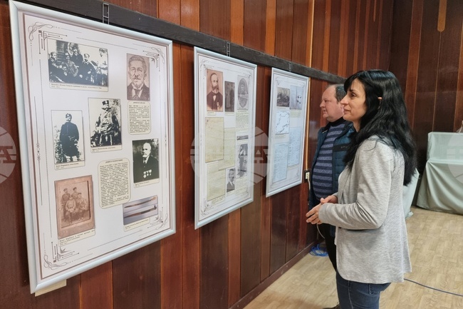 Документалната фотоизложба „Ломчани и Освобождението“ бе открита в Лом