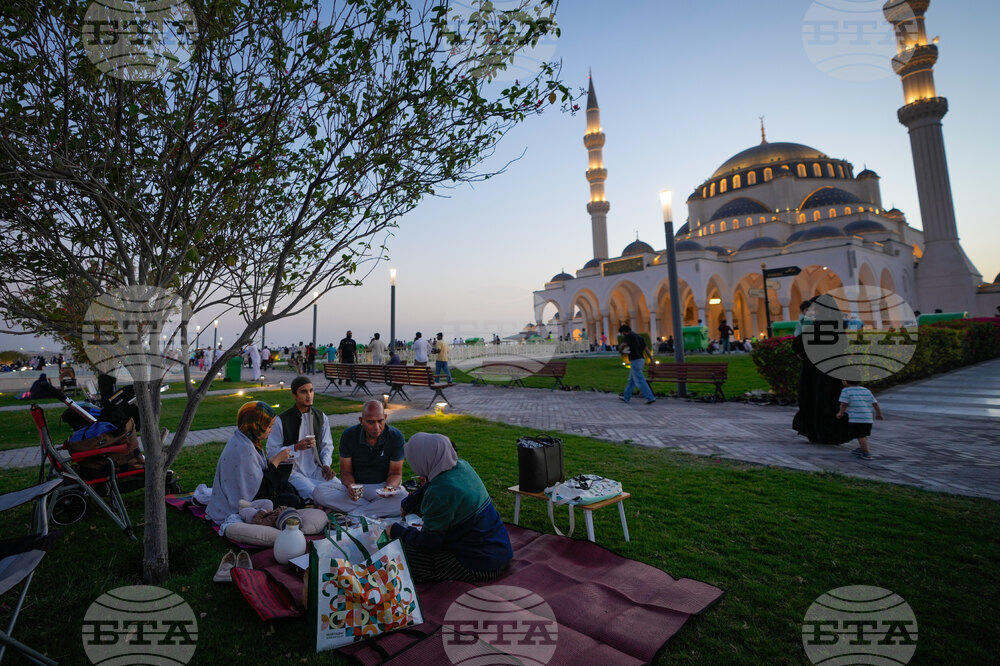 Експлозии отекнаха в Дубай; Кувейт обяви, че е прехванал ракети, насочени срещу американска военна база