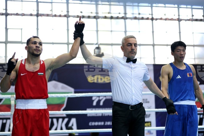 Злато за Златислава Чуканова и Радослав Росенов на боксовия турнир „Странджа“