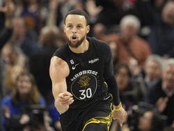 Pelicans Warriors Basketball