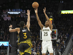 Pelicans Warriors Basketball