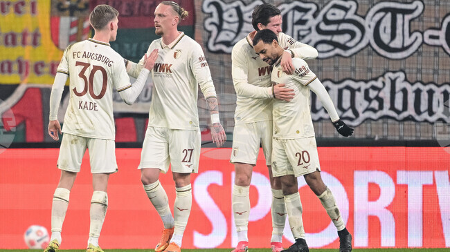 Аугсбург постигна домакински успех срещу Кьолн в Бундеслигата