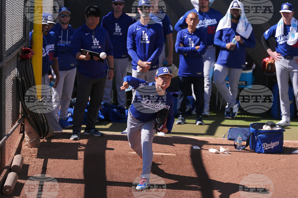 Dodgers Giants Spring Baseball