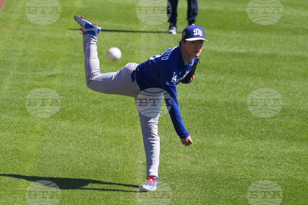Dodgers Giants Spring Baseball