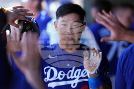 Dodgers Giants Spring Baseball