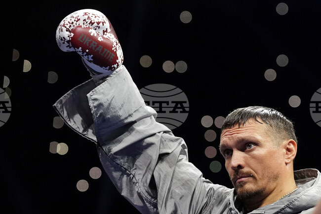 Usyk Verhoeven