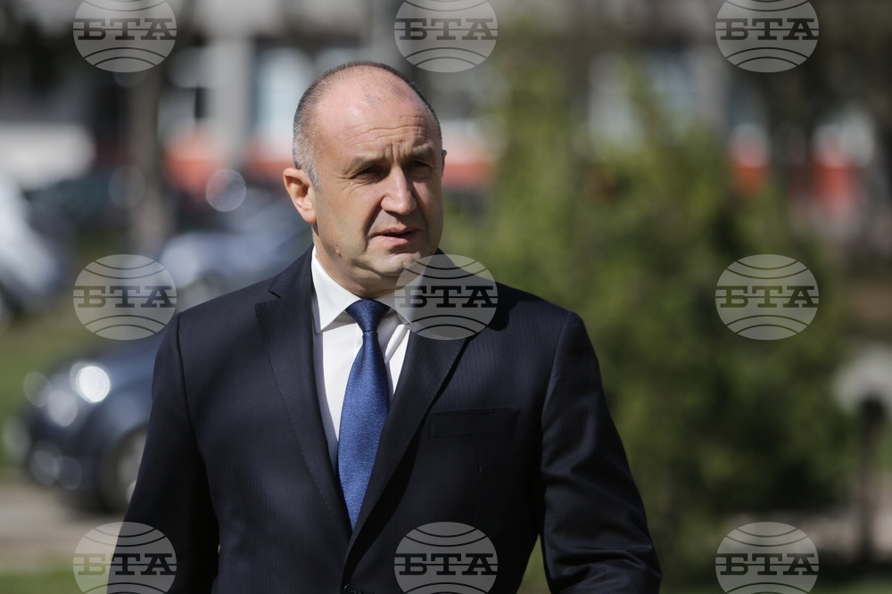 Румен Радев: Партиите отдавна излязоха извън нормите на конституцията със системния си отказ да поемат отговорност и да съставят правителство