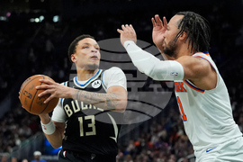 Knicks Bucks Basketball