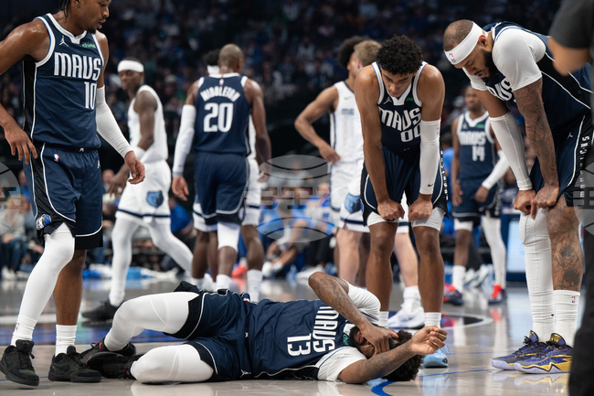 Grizzlies Mavericks Basketball