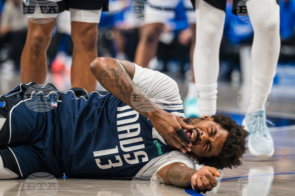 Grizzlies Mavericks Basketball