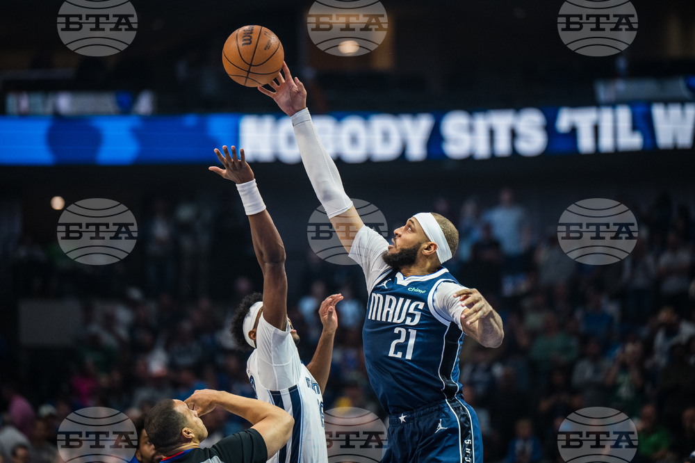 Grizzlies Mavericks Basketball