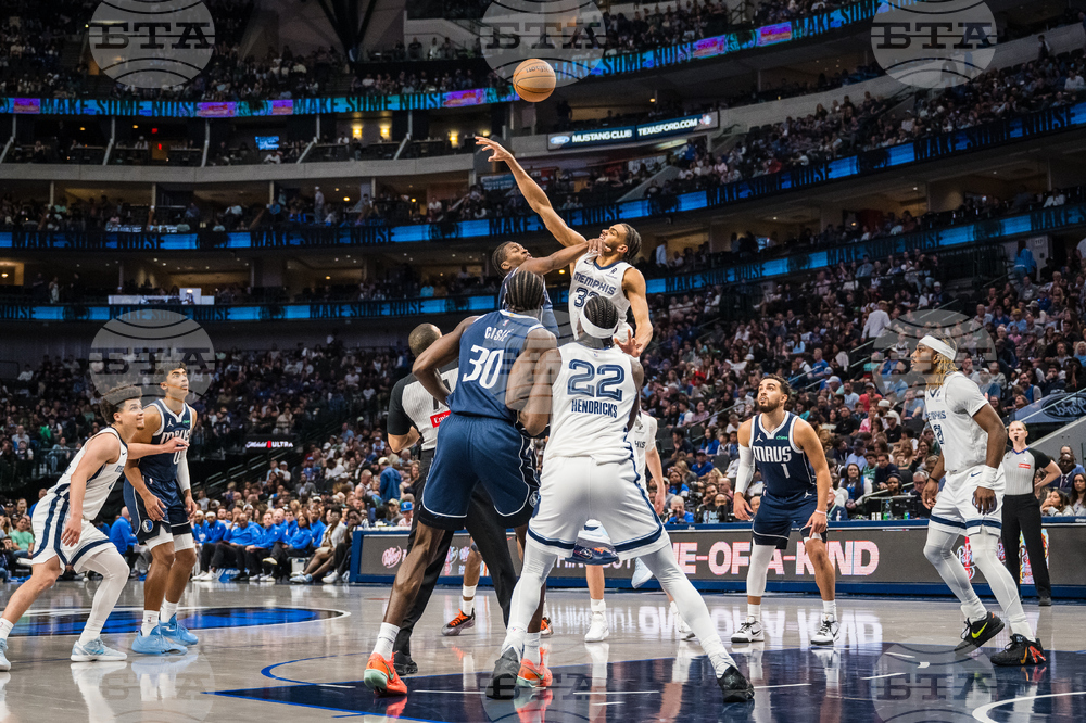 Grizzlies Mavericks Basketball