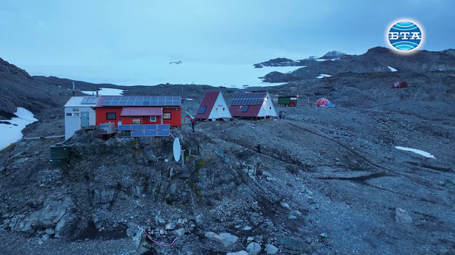 Assoc. Prof. Tzankov Says Bulgarian Antarctic Base Can Have Grafity-fed Water Supply from Nearby Glacier 