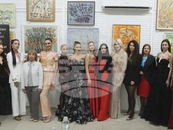 Академията за мода почете паметта на дизайнера Валентино, снимка – Академия за мода / Петър Станев