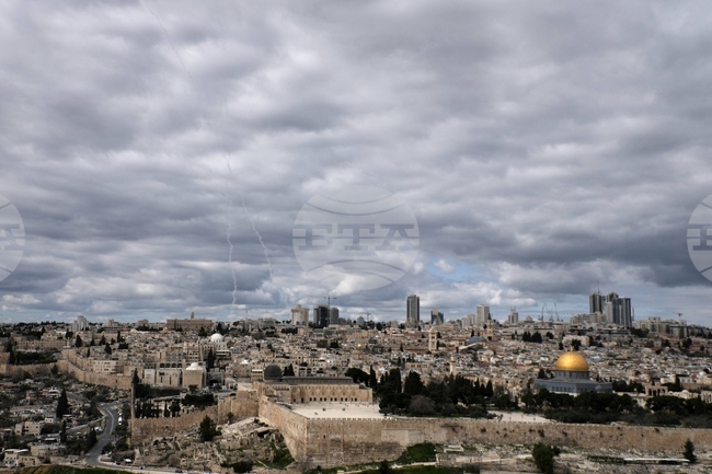 Експлозии бяха чути в Йерусалим рано тази сутрин, предаде Франс прес