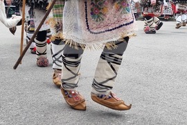 Ямбол - Международен маскараден фестивал „Кукерландия 2026” - дефиле на маскарадните групи