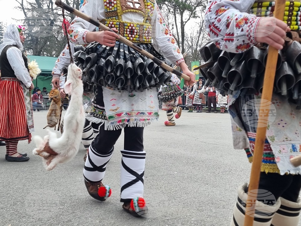 Ямбол - Международен маскараден фестивал „Кукерландия 2026” - дефиле на маскарадните групи