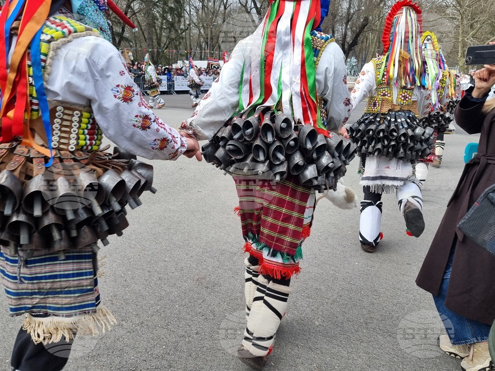 Ямбол - Международен маскараден фестивал „Кукерландия 2026” - дефиле на маскарадните групи