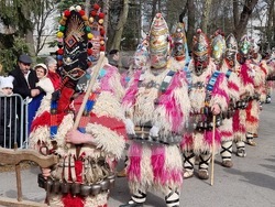 Ямбол - Международен маскараден фестивал „Кукерландия 2026” - дефиле на маскарадните групи