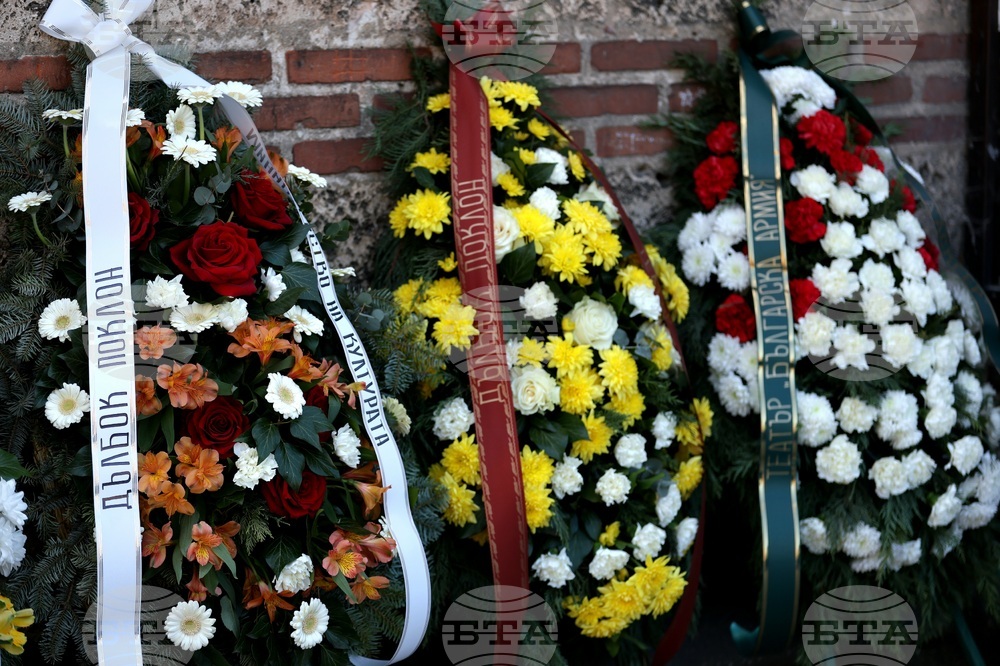 Храм „Свети Седмочисленици“ - Асен Шопов - поклонение