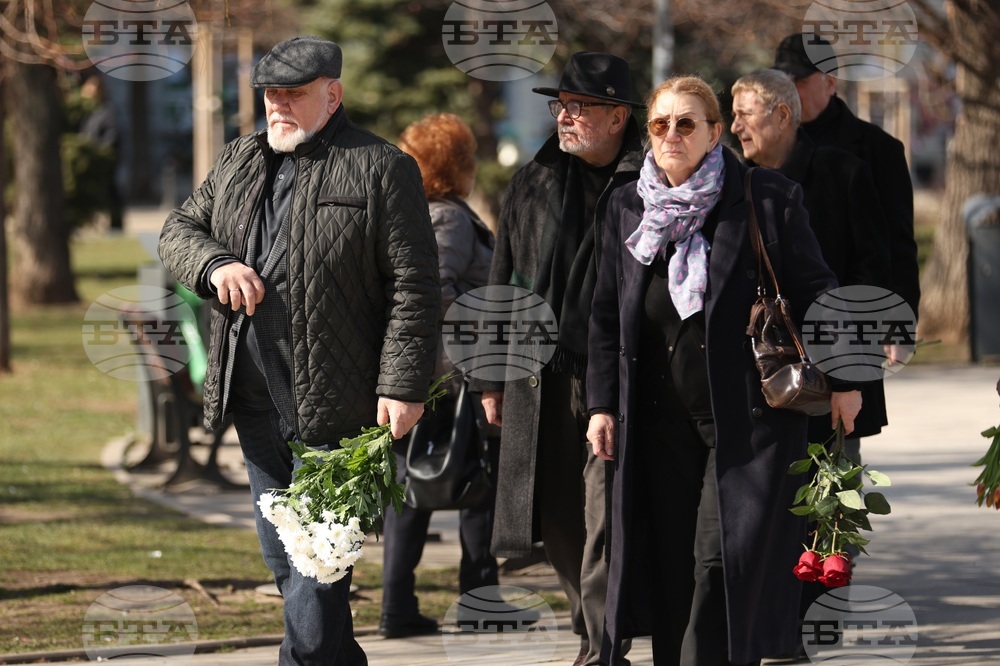 Храм „Свети Седмочисленици“ - Асен Шопов - поклонение