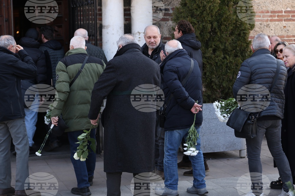 Храм „Свети Седмочисленици“ - Асен Шопов - поклонение