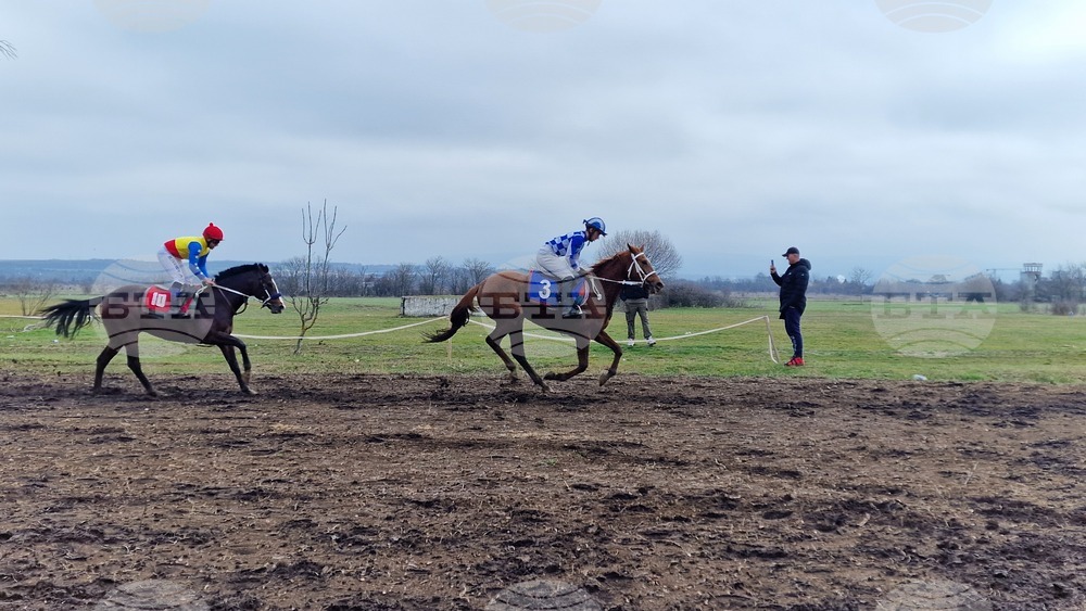 Шумен - конни състезания - Тодоровден
