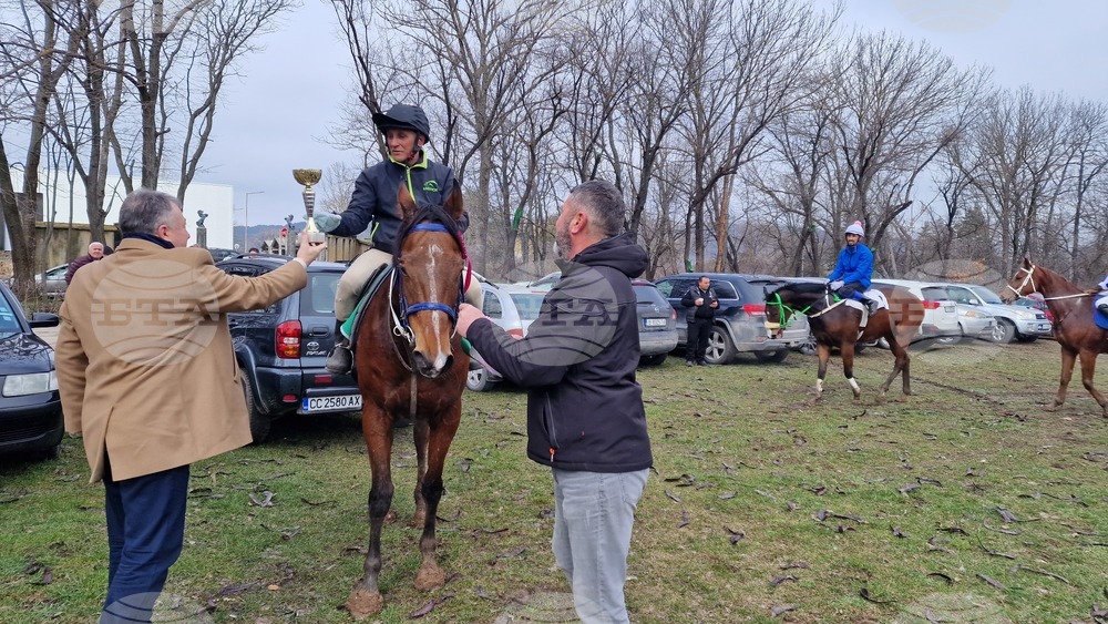 Шумен - конни състезания - Тодоровден