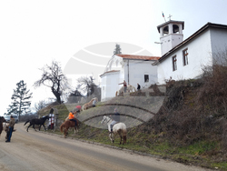 Село Богослов - конни надбягвания - Тодоровден