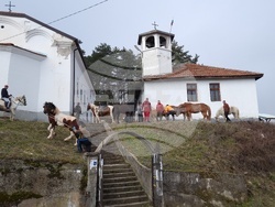Село Богослов - конни надбягвания - Тодоровден