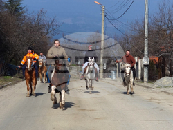 Село Богослов - конни надбягвания - Тодоровден