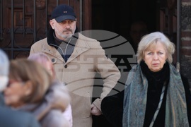 Храм „Свети Седмочисленици“ - Асен Шопов - поклонение