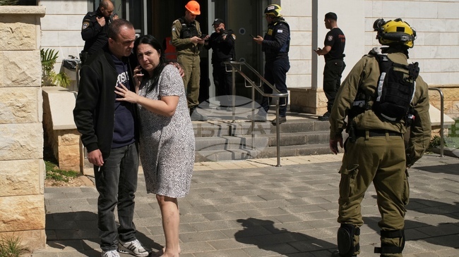 Израел обяви извънредно положение - затвори училищата и забрани събиранията заради ответните ирански удари