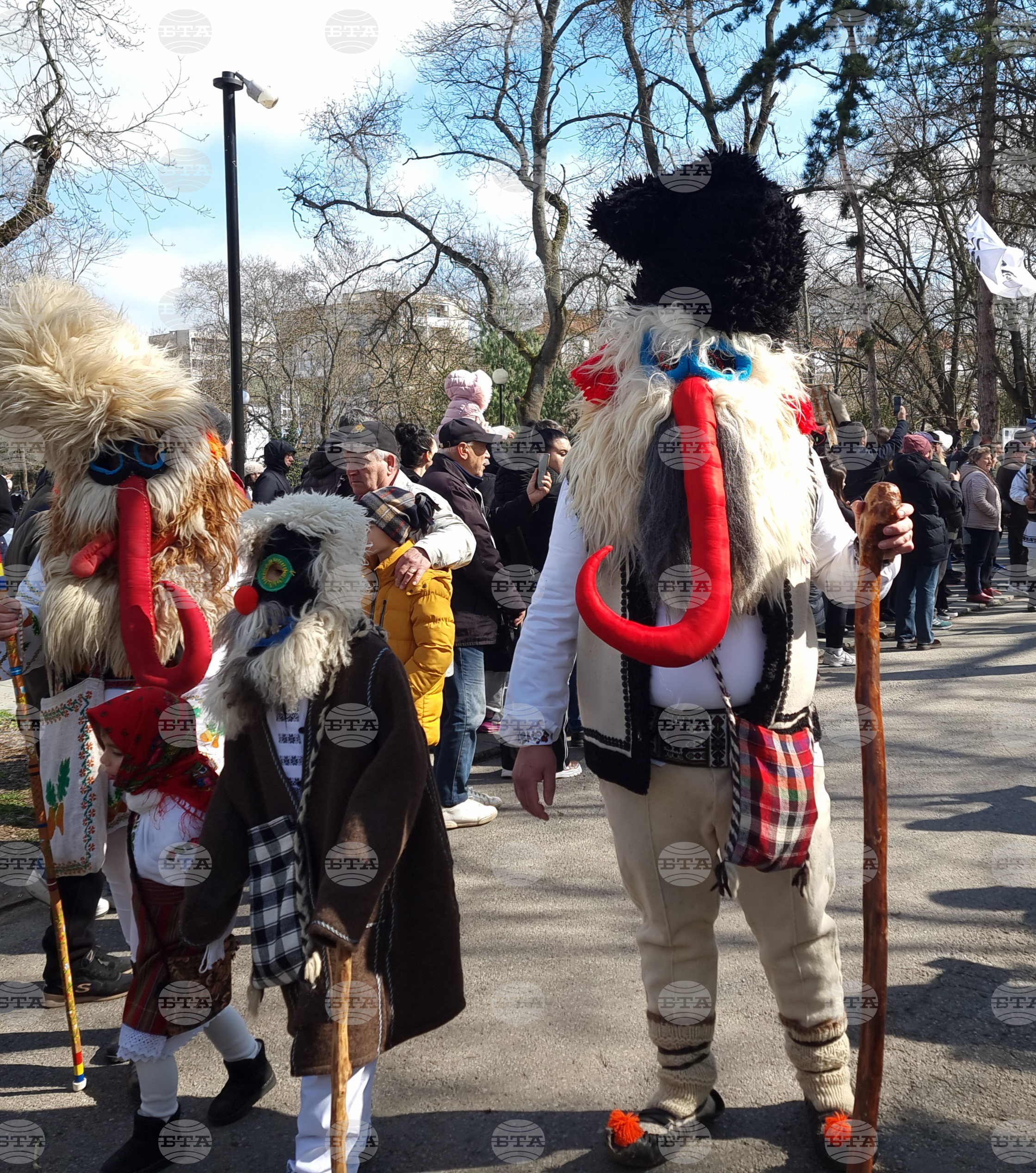 Ямбол - Международен маскараден фестивал „Кукерландия 2026” - дефиле на маскарадните групи