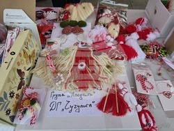 Плевен - благотворителен базар - мартеници