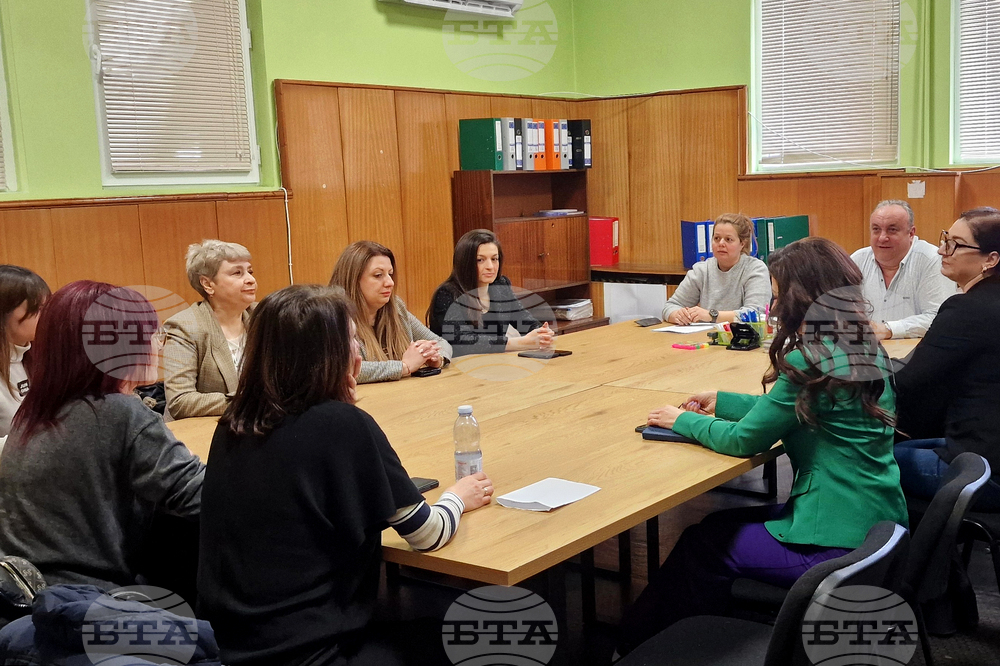 Партиите да засилят подбора и вътрешното обучение на своите представители в секционните комисии, призова председателят на РИК-Хасково