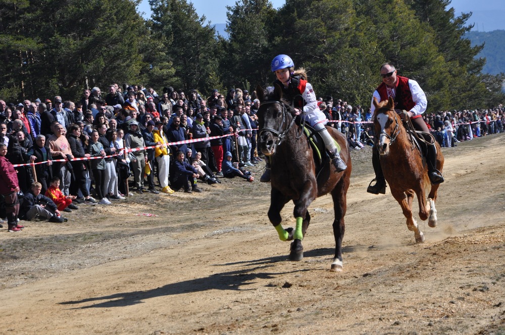 Община Разлог: Празник на коня и традицията – Тодоровден в Бачево