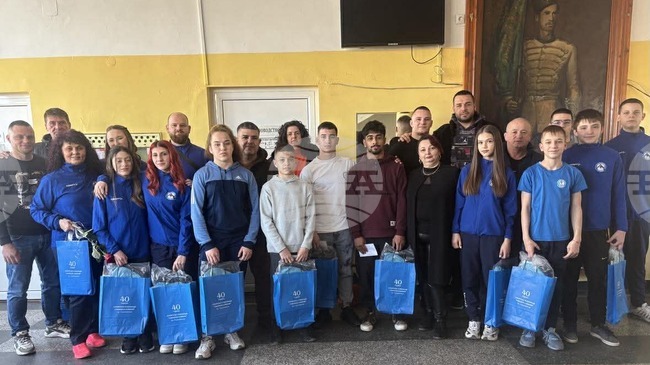 Спортното училище в Търговище награди най-добрите спортисти за 2025 година 