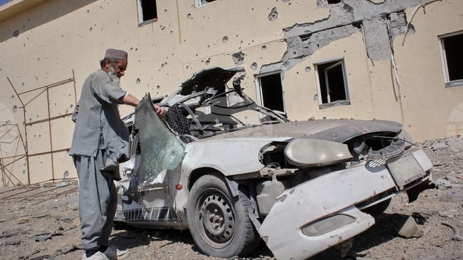 Пакистан обяви, че 331 бойци на афганистанските талибани са убити в последните сблъсъци; властите в Кабул съобщиха за 52 цивилни жертви