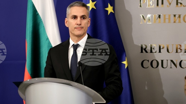 Cabinet, Caretaker PM Publish Information to Assist Bulgarians in Middle East