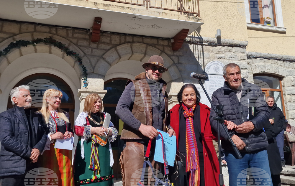 Село Момчиловци - Тодоровден