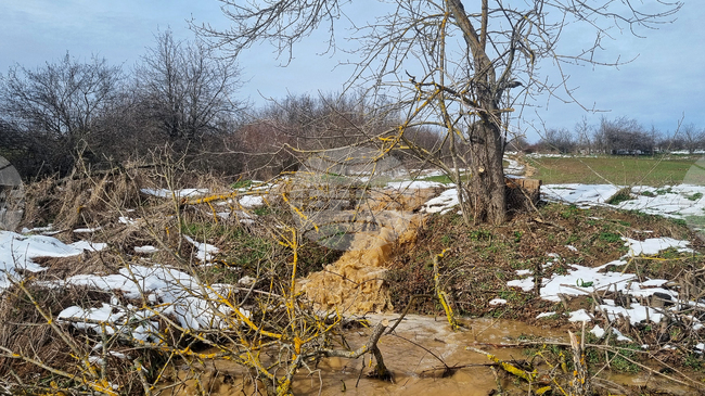 Заради интензивното снеготопене язовирите в Омуртагско се изпускат контролирано 