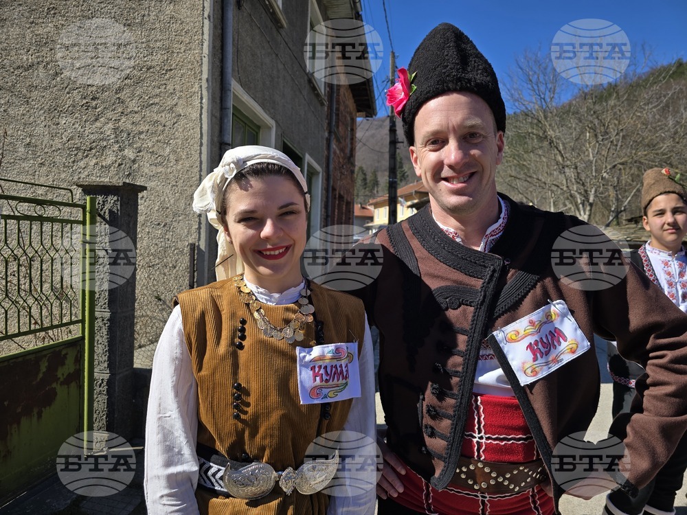 Село Чифлик - обичай "Ялова сватба" - възстановка