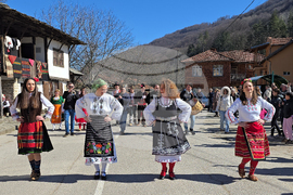 Село Чифлик - обичай "Ялова сватба" - възстановка