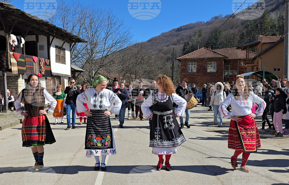 Село Чифлик - обичай "Ялова сватба" - възстановка