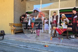 Село Чифлик - обичай "Ялова сватба" - възстановка