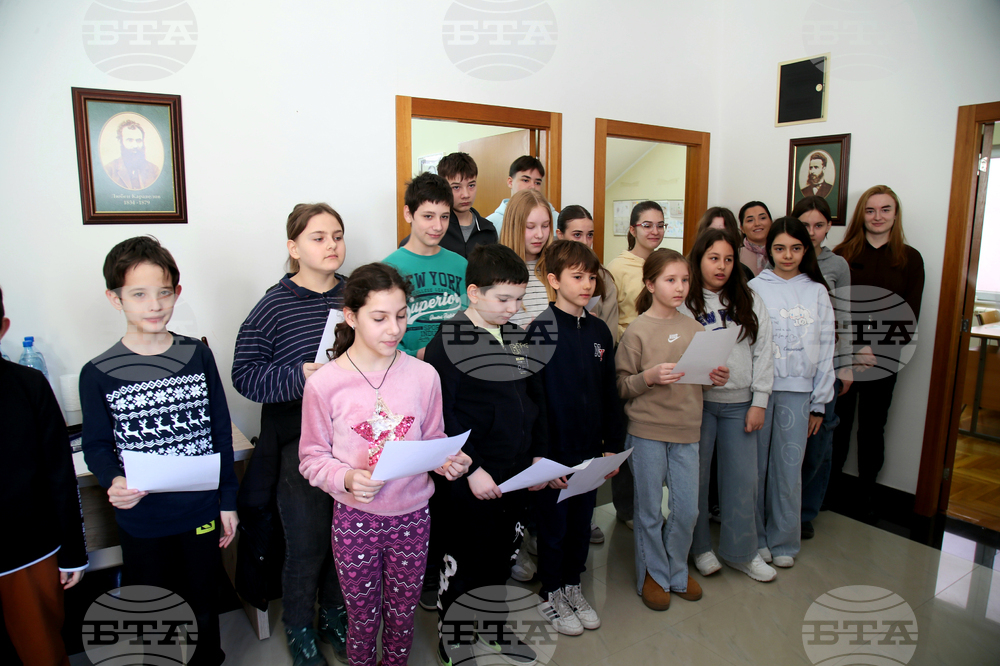 Сърбия - Белград - неделно училище „Любен Каравелов“ - работилница за мартеници