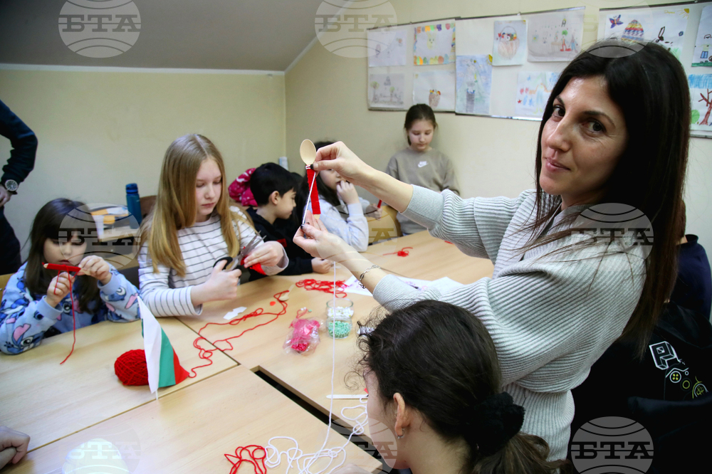 Сърбия - Белград - неделно училище „Любен Каравелов“ - работилница за мартеници