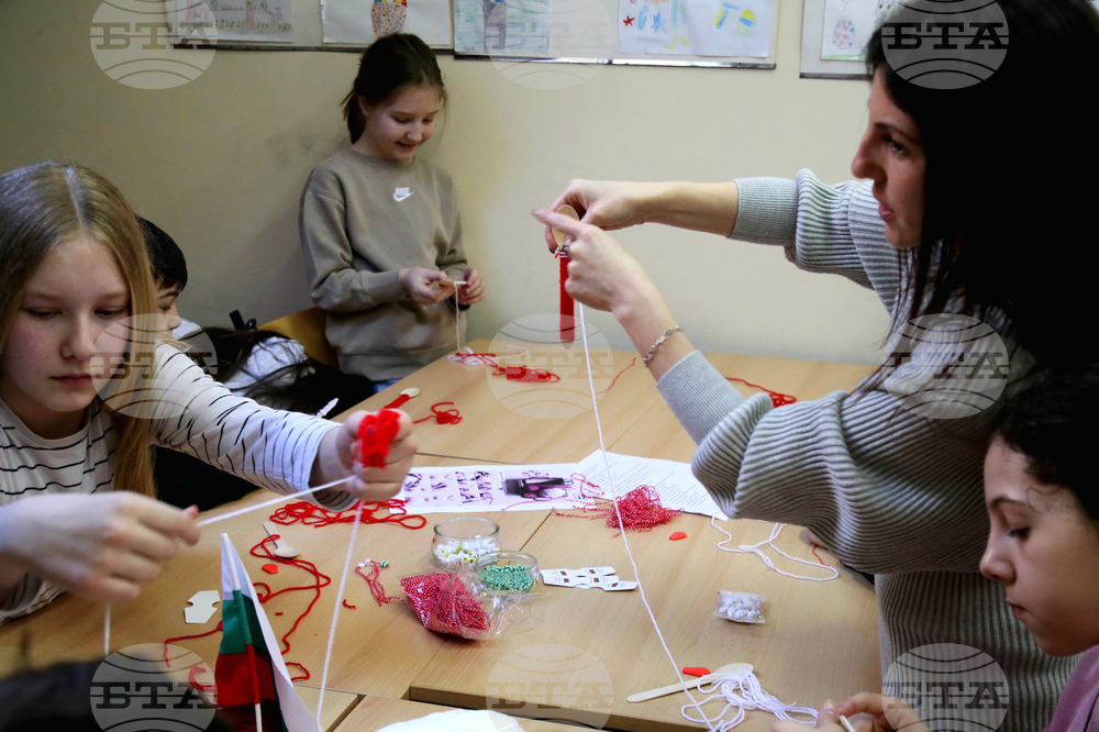 Сърбия - Белград - неделно училище „Любен Каравелов“ - работилница за мартеници